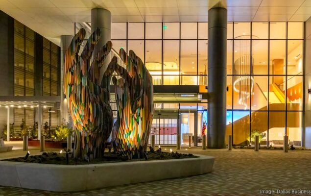 tiaa-cool-office-5524_900xx3600-2025-0-0